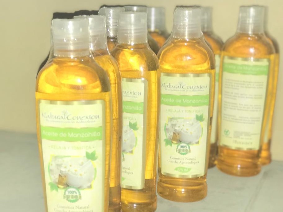 Aceite Natural Y Orgánico De Manzanilla * 275 Ml