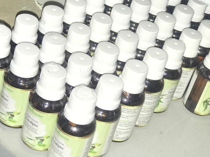 Aceite Esencial Puro Y Natural De Eucalipto * 25 Gramos
