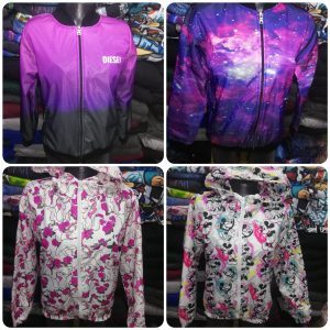Chaqueta impermeable para dama