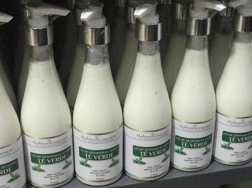 Leche Facial Desmaquilladora De Té Verde * 250 Ml