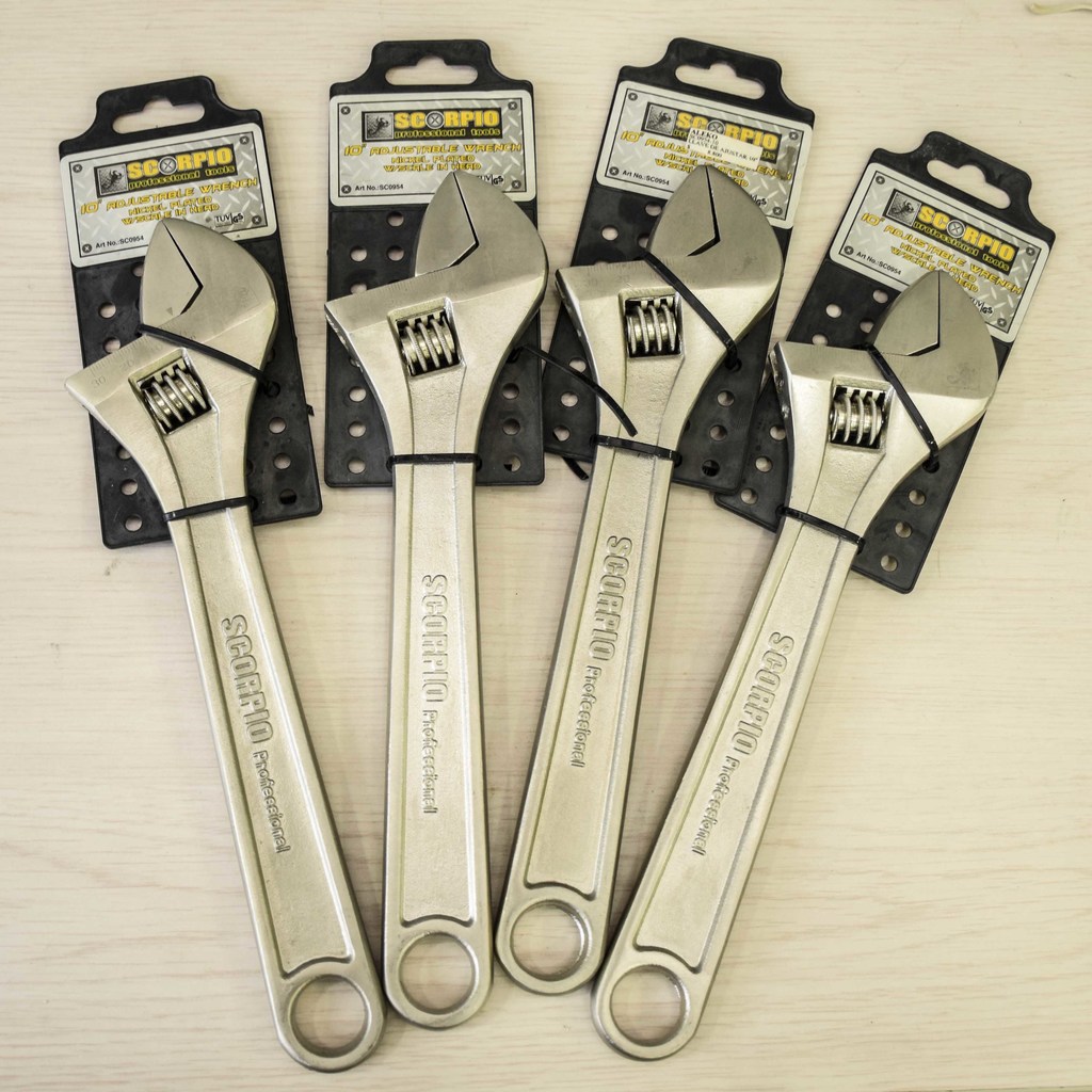 Llave de ajustar 10 pulgadas.