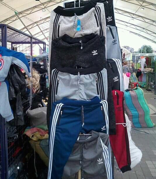 Sudadera tipo jogger deportiva
