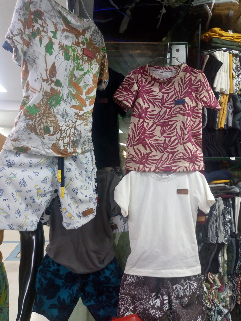 Conjunto camiseta + pantaloneta o bermuda talla 2 a la 10
