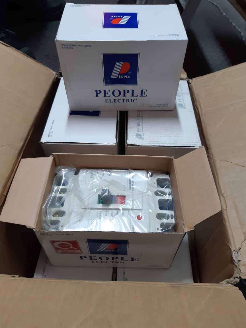 BREAKER INDUSTRIAL 3P 225A 380V 35 KA