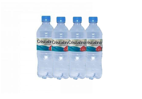 Agua en botellas de 600 ml