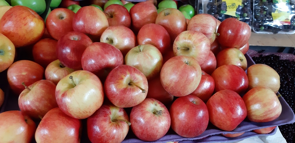 Manzana roja delgada