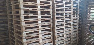 Estibas de madera 1.11mt x 86cm