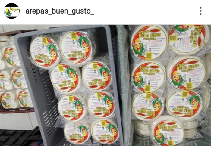 Arepa simple mediana de maiz