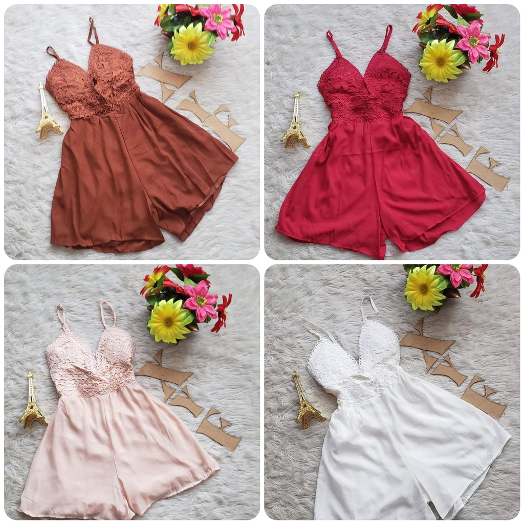 Vestido corto de tiras