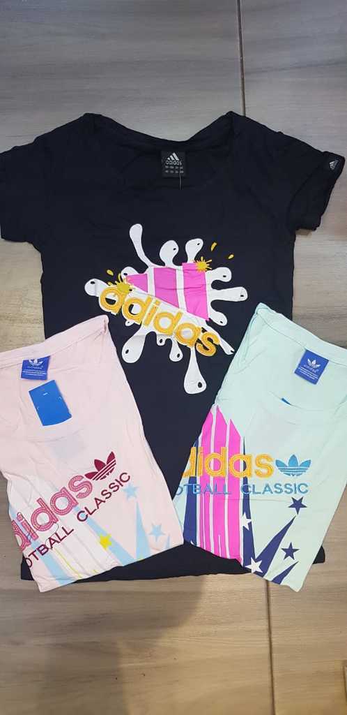 Camiseta Adidas troquelada para dama talla única