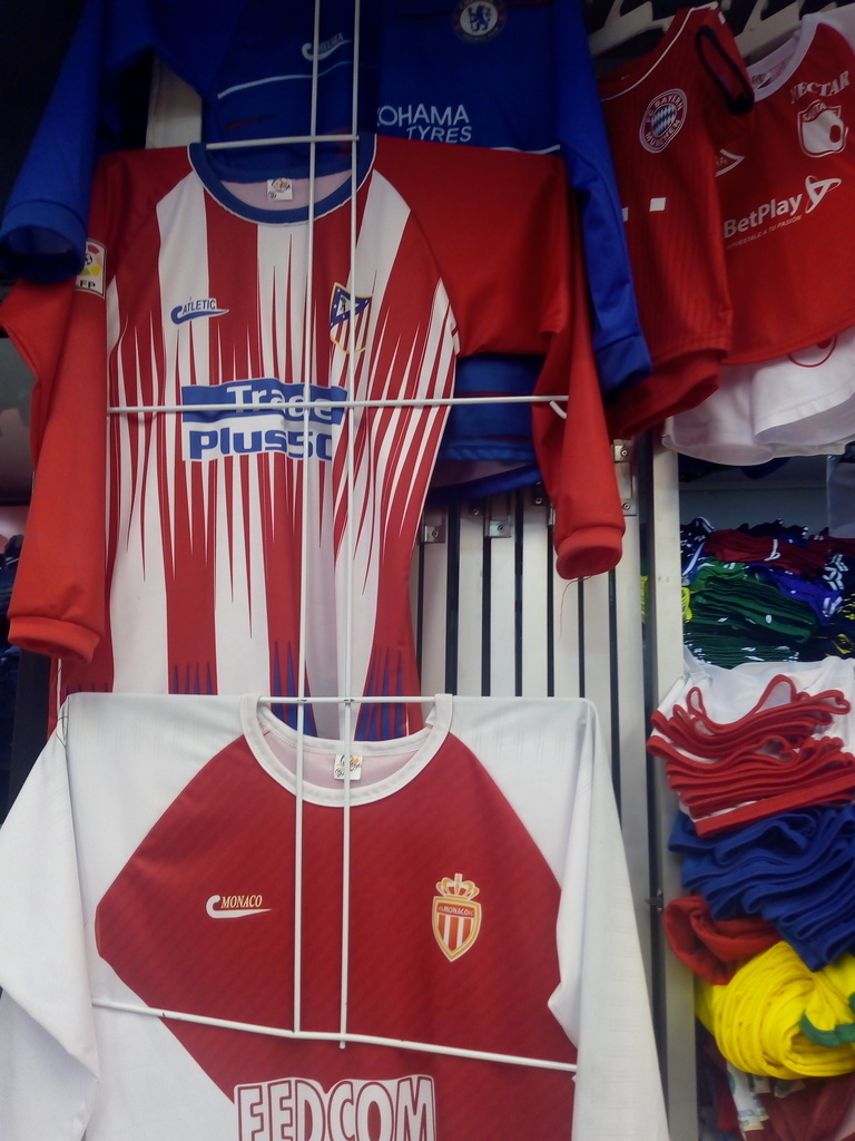 Uniformes deportivos para caballero todos los equipos