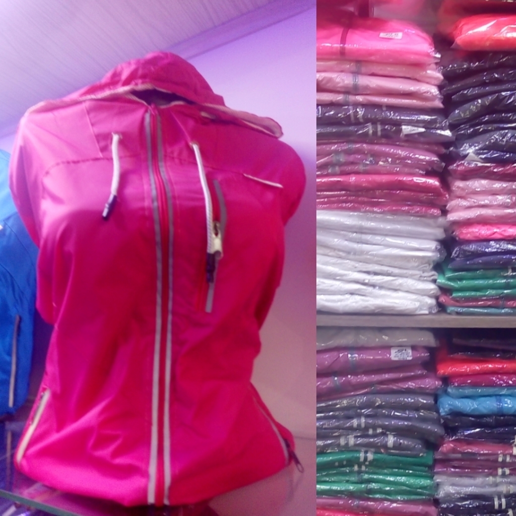 Chaqueta cortavientos impermeable para dama