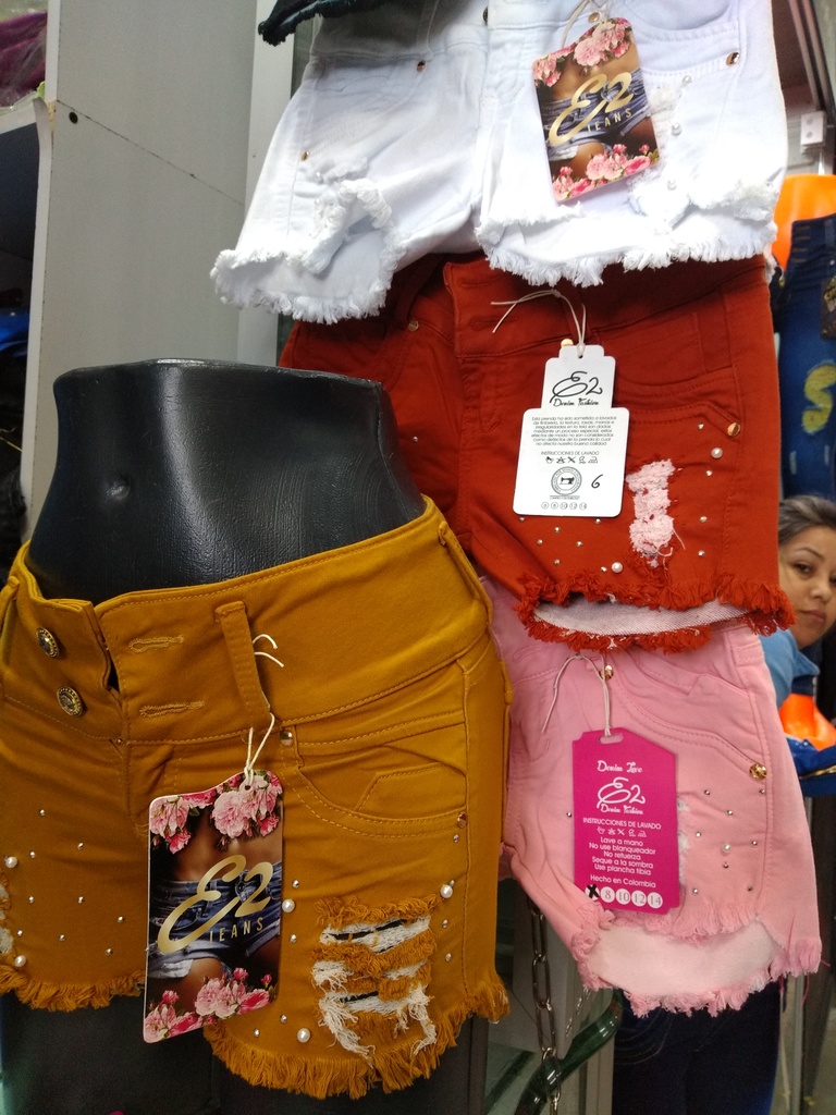 Shorts en jean colores para dama