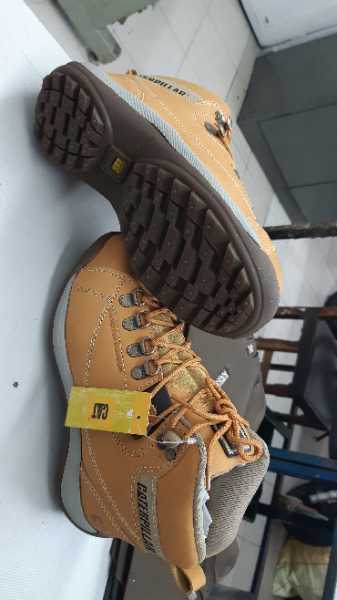 BOTA en CUERO de CALIDAD