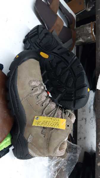 Botas en CUERO