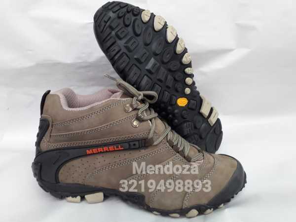 BOTAS EN CUERO
