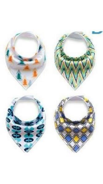 Baberos tipo bandanas set x4 unidades