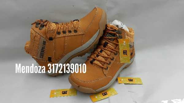 BOTA en CUERO