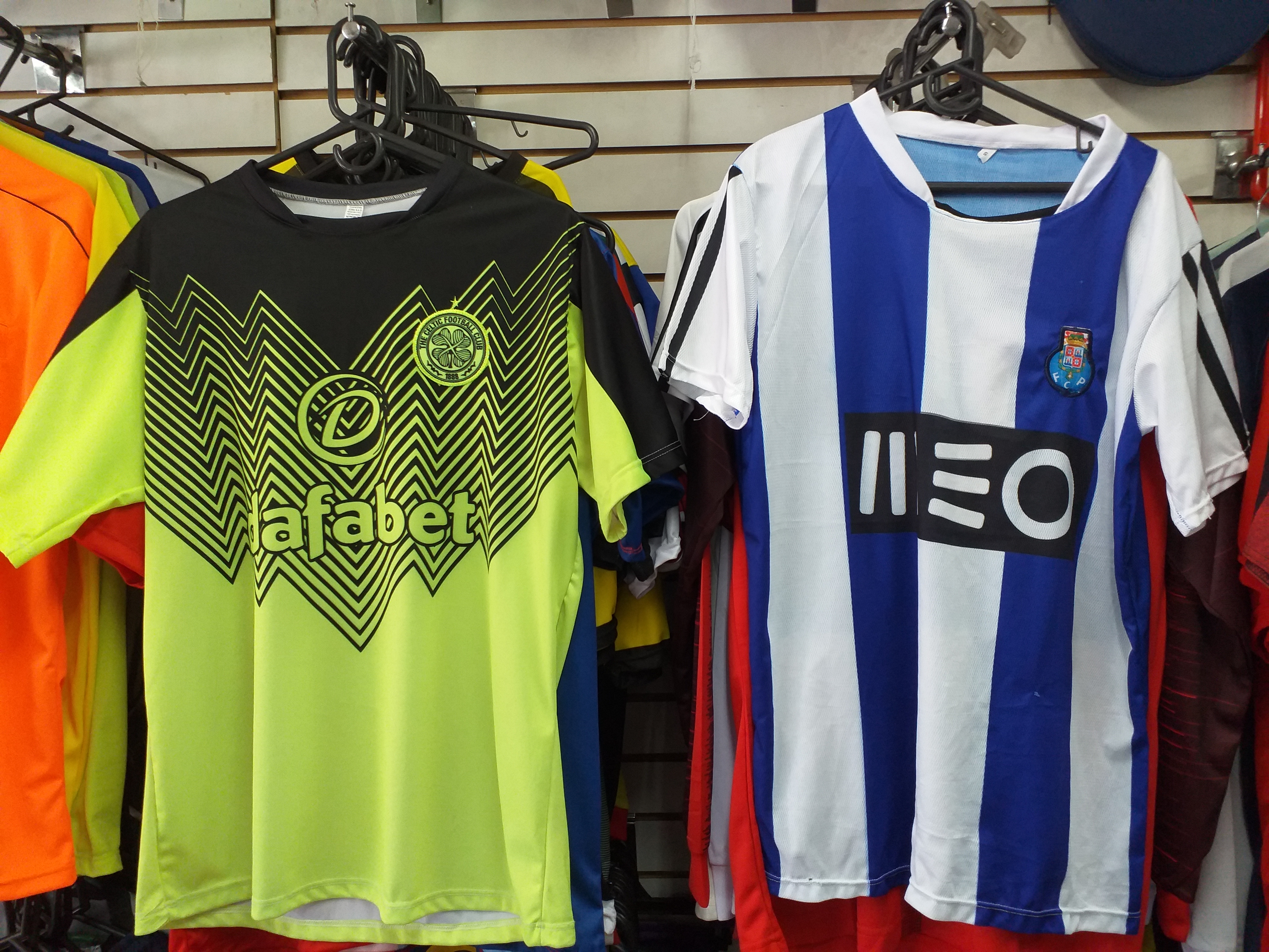 Camisetas deportivas replicas