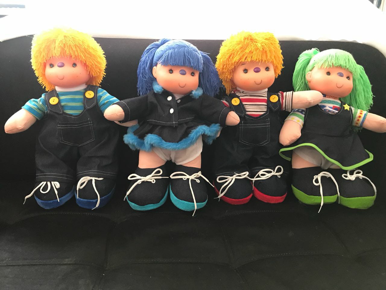 Muñecos gomelos