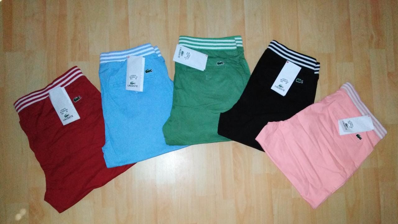 Bermuda importada para hombre con cordón