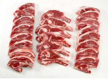 Chuletas de paleta de cordero al vacío