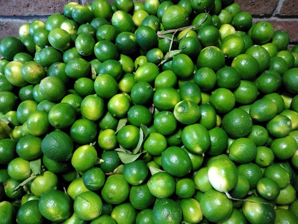 Limón Tahití