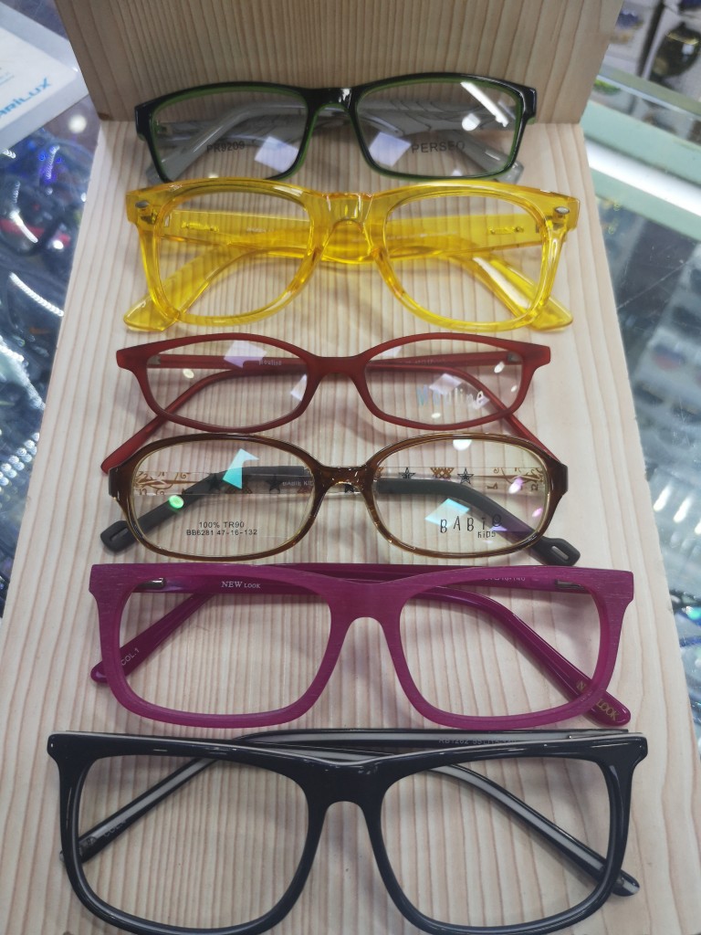 Montura para lentes colores surtidos