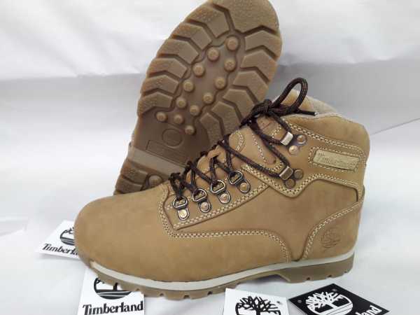BOTA en CUERO