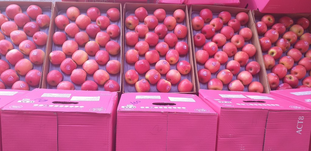 Manzana pink lady calibre135