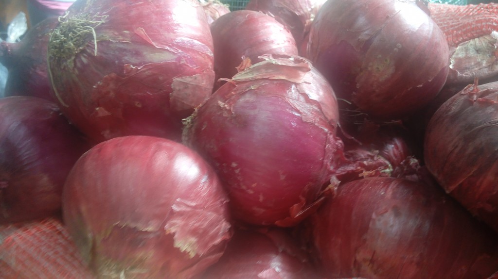 Cebolla cabezona morada