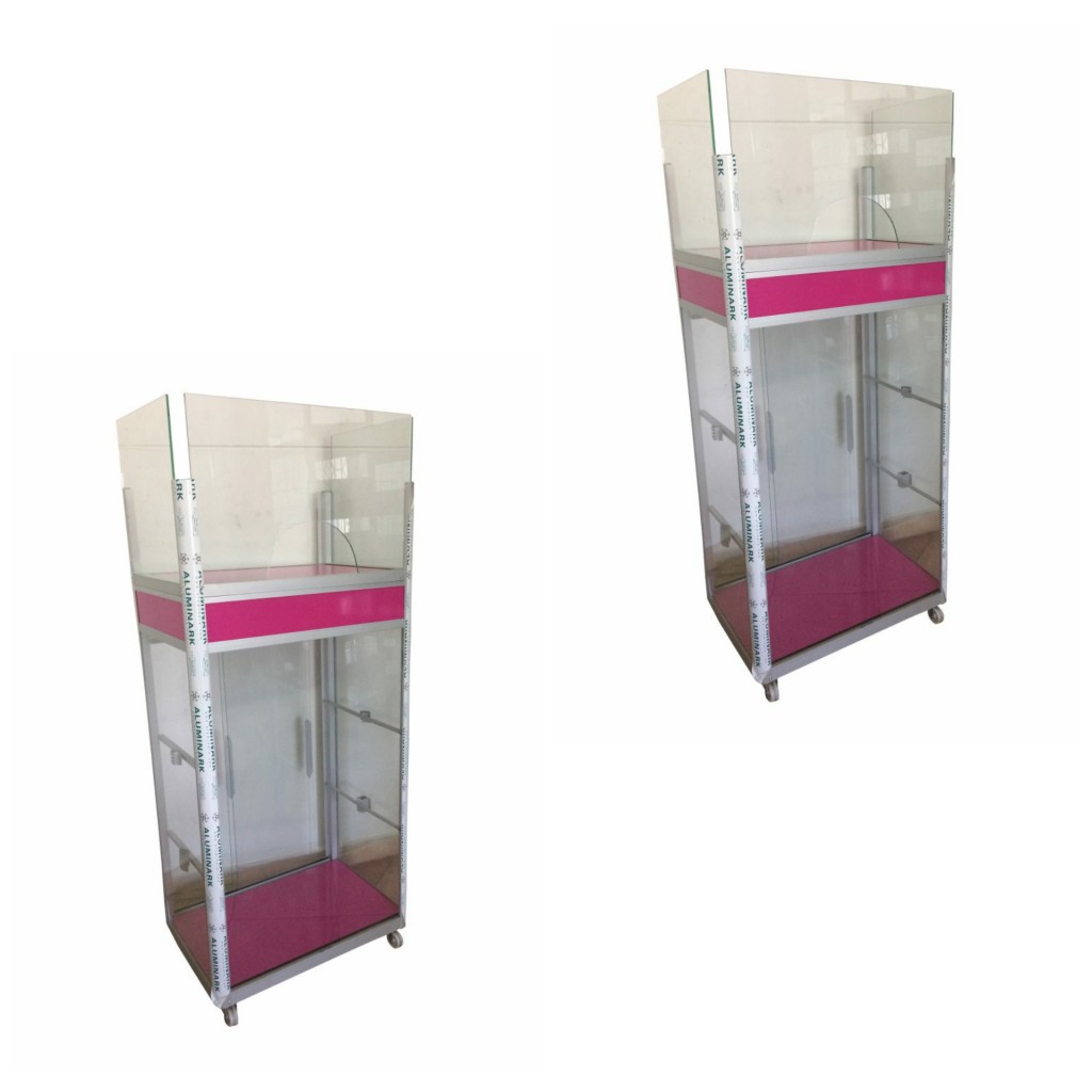 Puesto de pago en aluminio mas cubiculo
