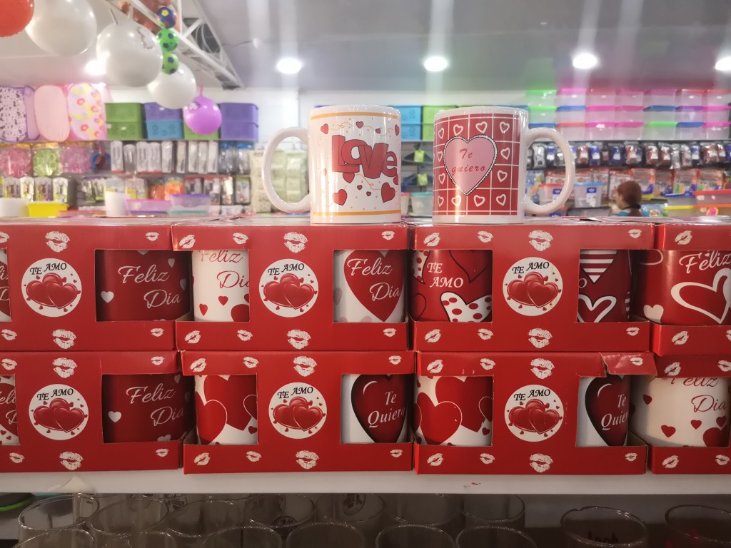 Juego de vasos x2. Caja por 24 juegos