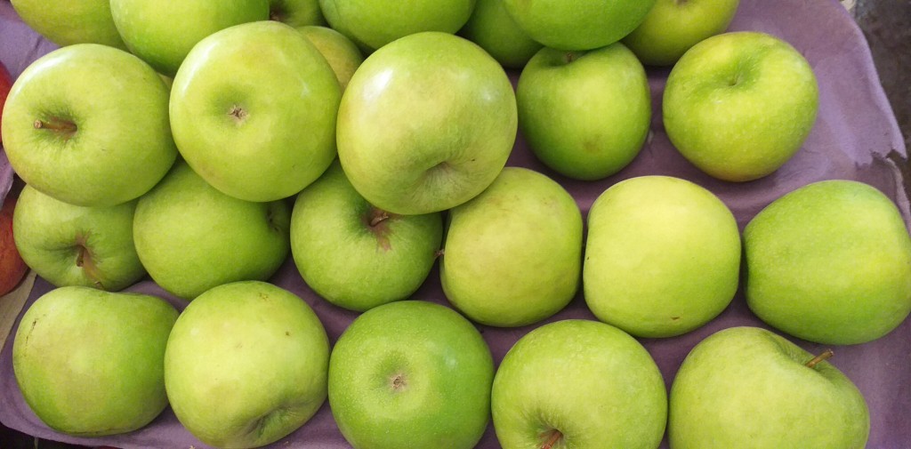 Manzana verde gruesa