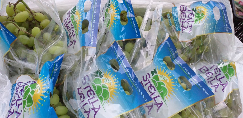 Uva importada sin semilla