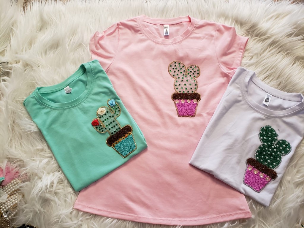 Blusa con apliques