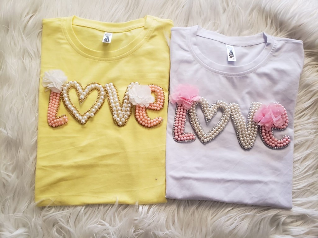 Camiseta dama con apliques
