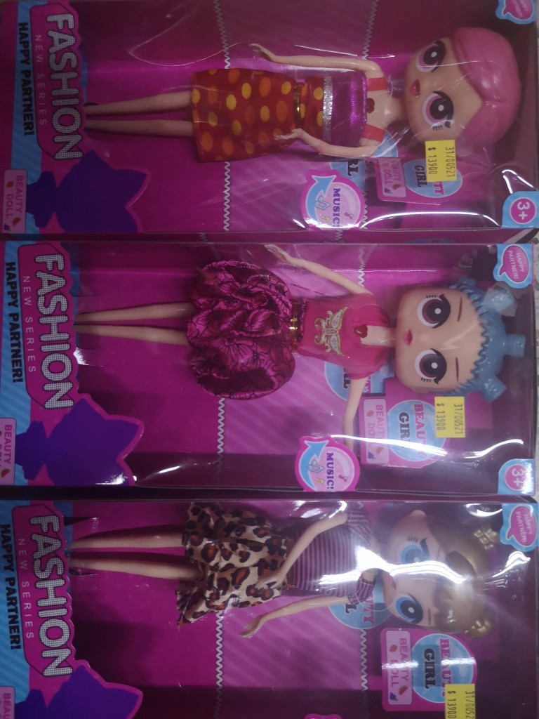 Muñecas LOL musicales