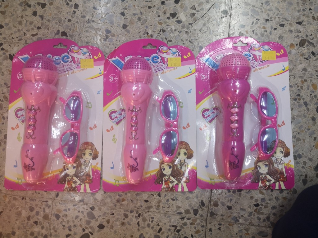 Micrófono con sonido y Gafas