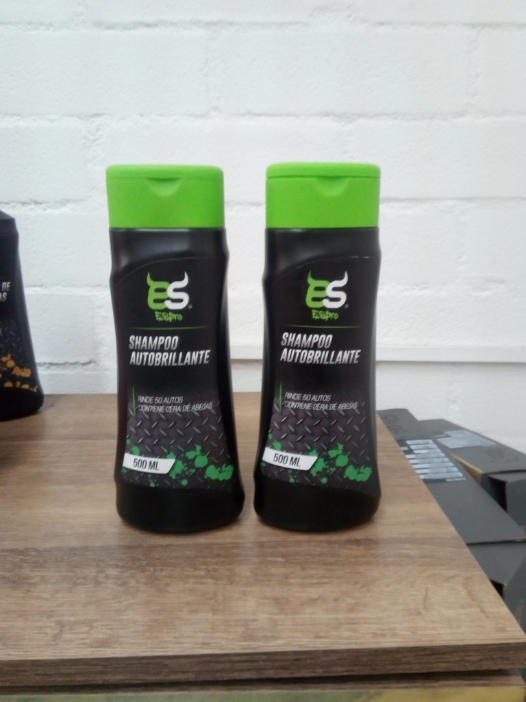 Shampoo autobrillante