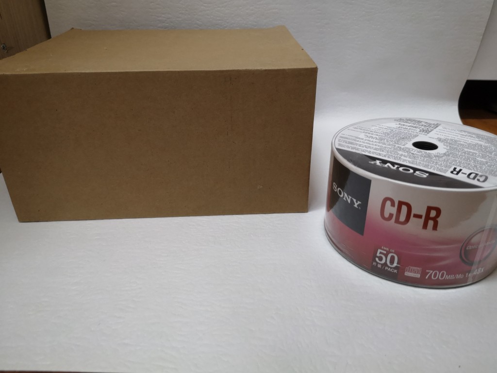 Torre de CD R x 50 SONY