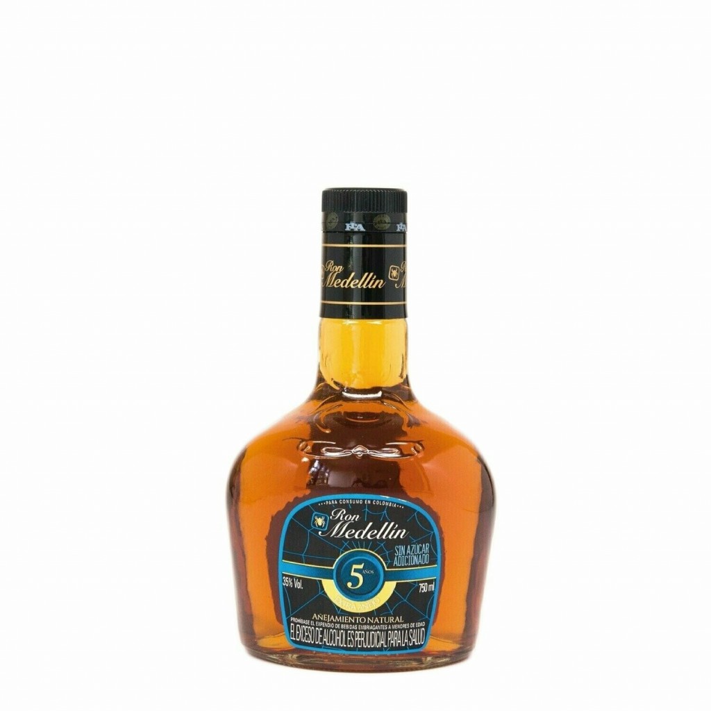 Ron Medellín 5 años botella 750 ml - Rones