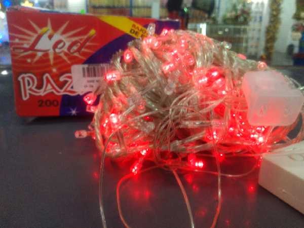 LUZ LINEAL x 200 BOMBILLOS-CABLE TRANSP Color:ROJO
