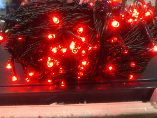 LUZ LINEAL x 200 BOMBILLOS-CABLE VERDE Color:ROJO