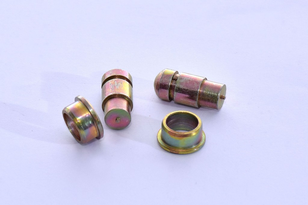 PASADOR PUERTA TWINGO X 2 UNID CON 2 BUJES