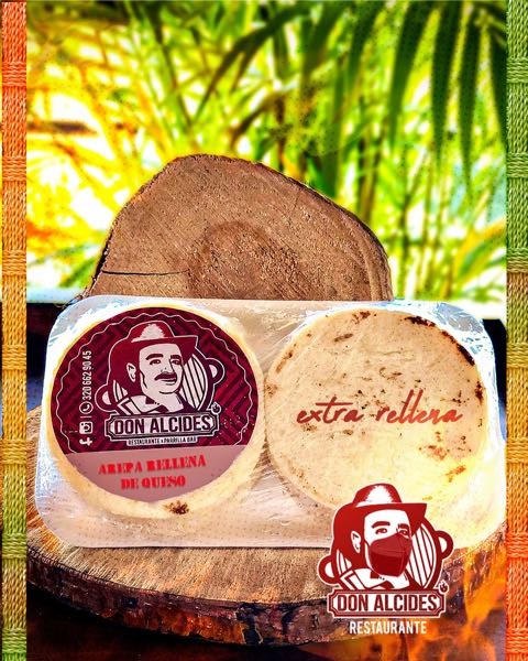 Arepas Rellenas de Queso