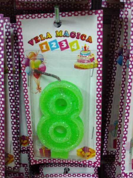 Vela numero 8 verde