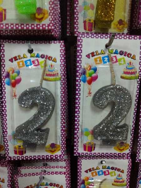 Vela numero 2 plateado