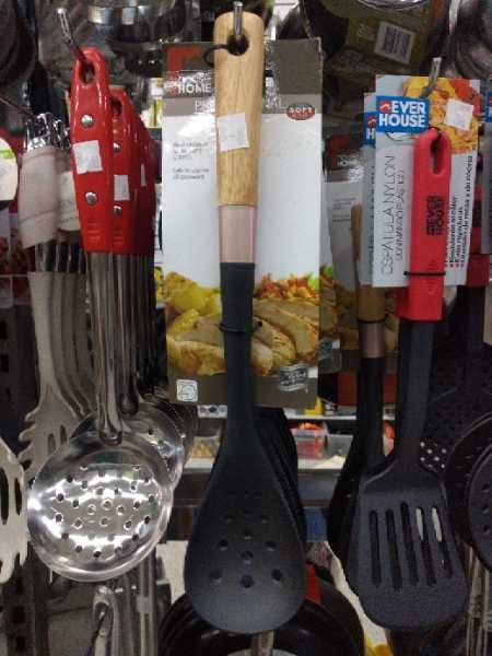 Cucharon nylon con orificios House Home