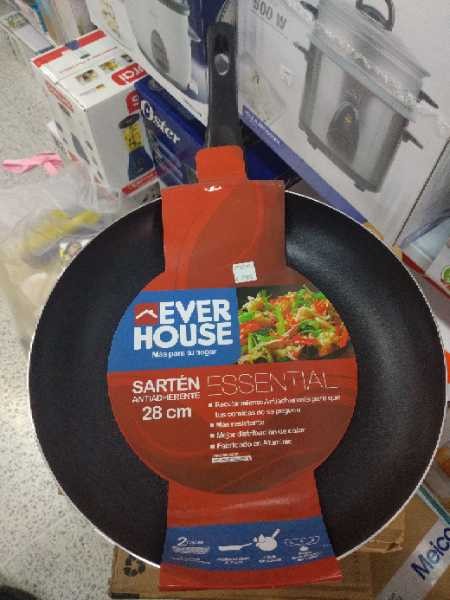 Sarten essential antiaderente 28cm Everhouse